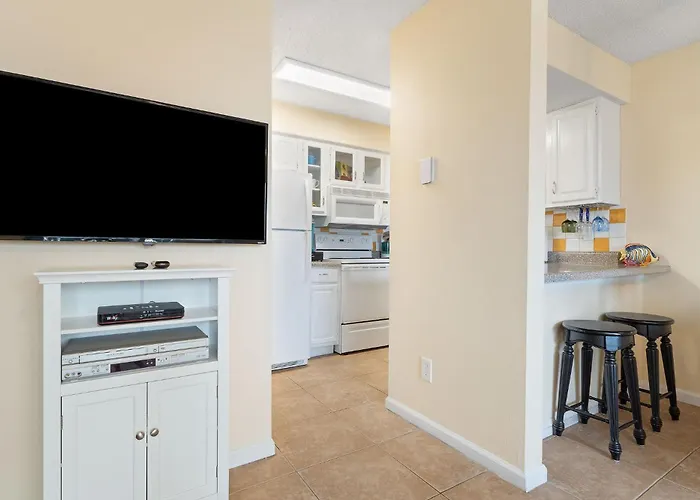 Summer House West B102 By Collection Apartment *